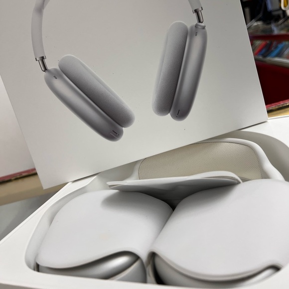 Apple AirPods Max - Picture 2 of 2